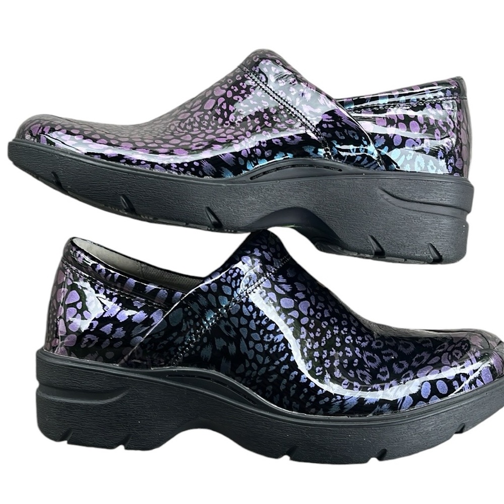 Align INDYA Women’s Professional Clogs Patent Leopard Print Size 7.5